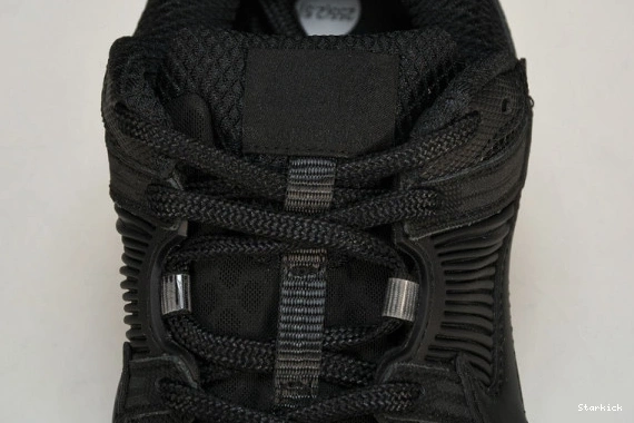 NIKE BV1358-003 Triple Black (2023) ZOOM VOMERO 5 0910